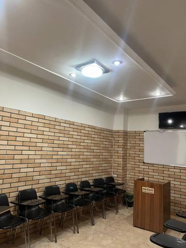 عکس آموزشگاه زبان نصیر