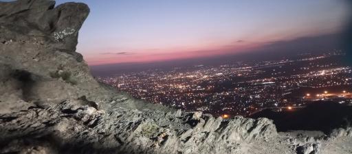 عکس قله معجونی 