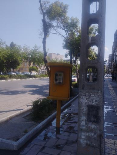 عکس تلفن عمومی