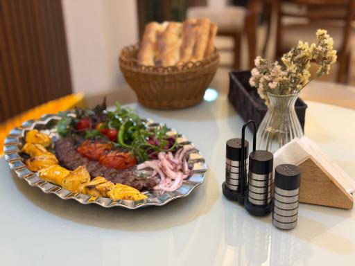عکس رستوران شمرون 