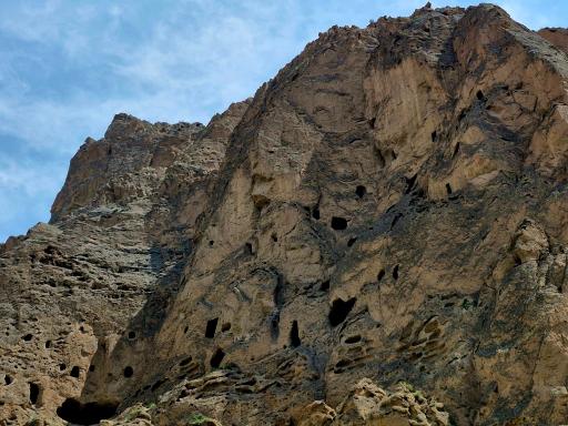 عکس دخمه های باستانی کافرکلی