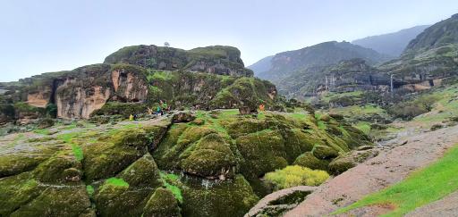 عکس مجموعه توریستی مخمل کوه