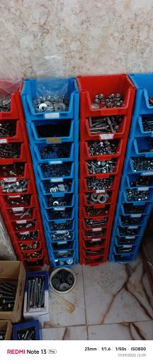 عکس لوازم یدکی و تعمیرگاه گلزمین بامدیریت جاسم