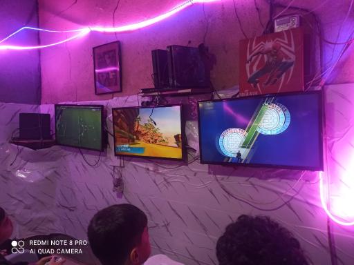 عکس گیم نت 2000