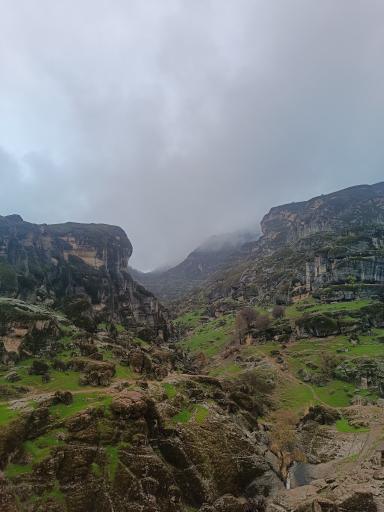 عکس مجموعه توریستی مخمل کوه