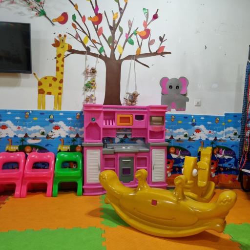 عکس مهدکودک و پیش‌دبستانی کامروز