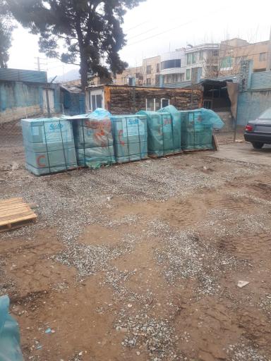 عکس انبار کاشی جزیره