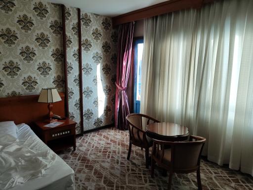 عکس هتل پارمیس کیش