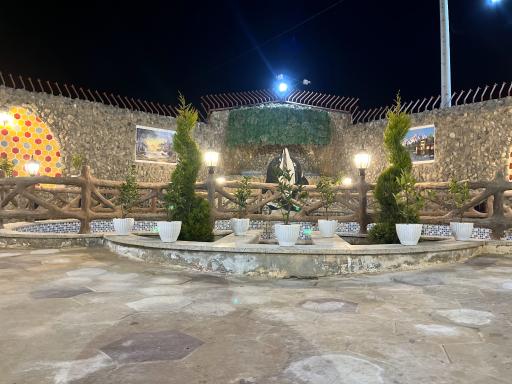 عکس باغ رستوران هیوا 