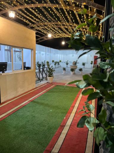 باغ رستوران هیوا 