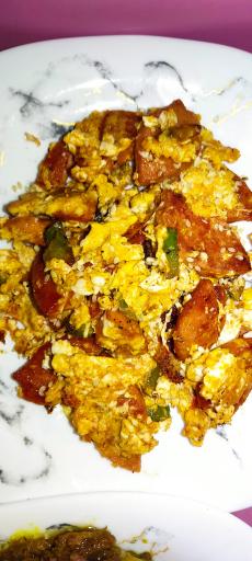 عکس رستوران رز طلایی یزد