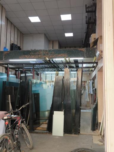 عکس شیشه و آینه احسان