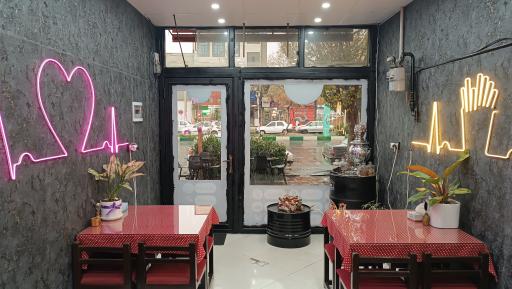 عکس کافه رستوران توکا