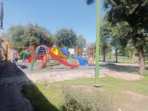 عکس شهربازی پارک ملت