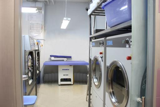 عکس خشکشویی دی