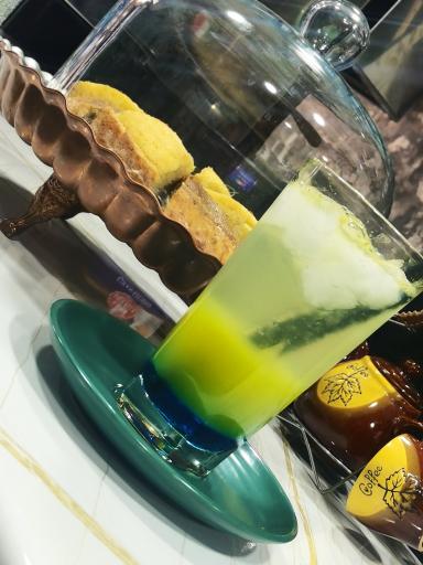 عکس کافه مون