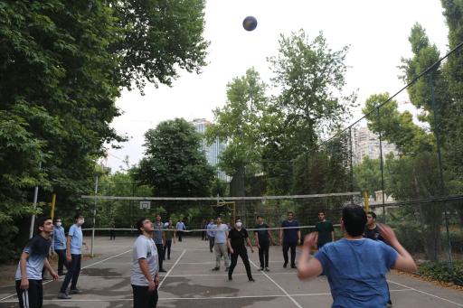 عکس دبیرستان نیکان