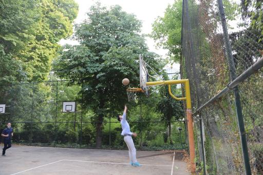 عکس دبیرستان نیکان