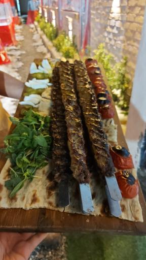 عکس رستوران سنتی وآشکده ریحان 