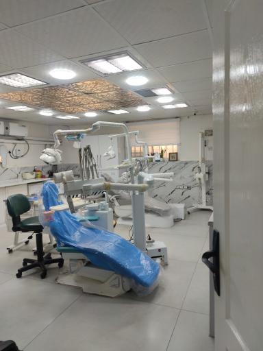 مطب دندانپزشکی دکتر کدیور