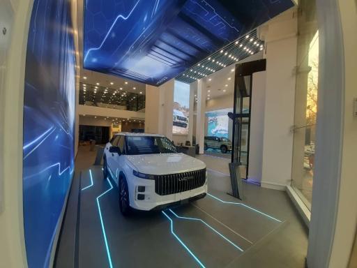 عکس لوکانو ۷۱۰ نمایندگی مرکزی