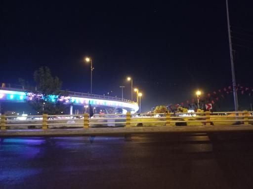 عکس میدان ۷۲ تن