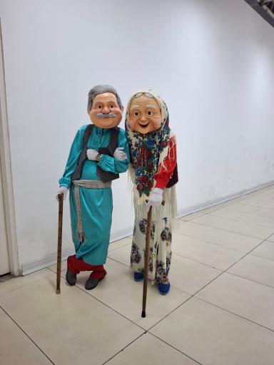 عکس بادکنک آرایی کرج و اجاره انواع تنپوش های عروسکی