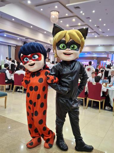 عکس بادکنک آرایی کرج و اجاره انواع تنپوش های عروسکی