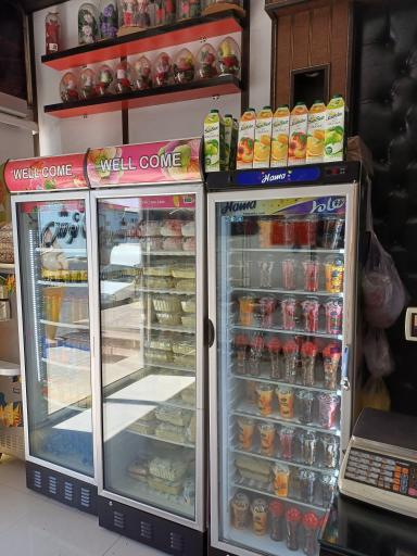 عکس کافه قنادی شاه نوش