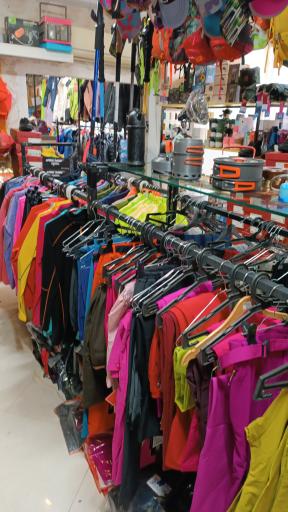 عکس لوازم کوهنوردی و کمپ توریست کمپینگ