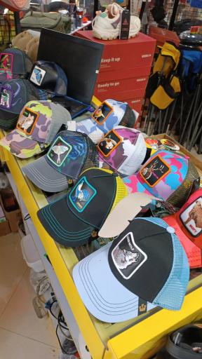 عکس لوازم کوهنوردی و کمپ توریست کمپینگ