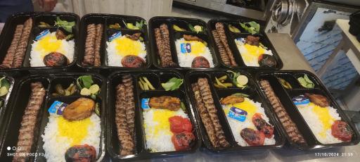 عکس رستوران لوکس برگ سبز 