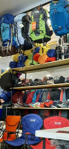 عکس لوازم کوهنوردی و کمپ توریست کمپینگ