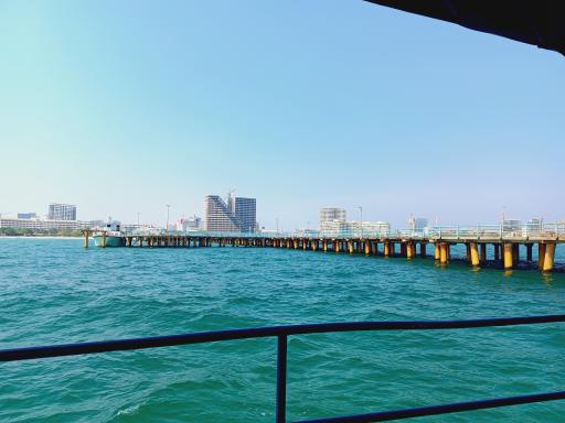 عکس اسکله بزرگ تفریحی کیش