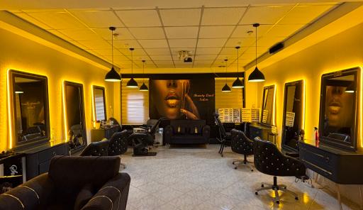 عکس آکادمی زیبایی شیما پاشاپور 