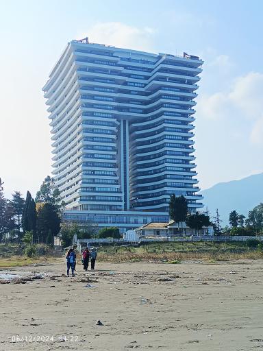 برج آفرینش رامسر