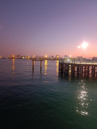 عکس اسکله بزرگ تفریحی کیش