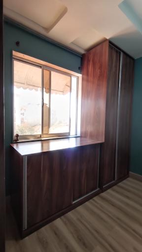 عکس چوب و MDF تاج