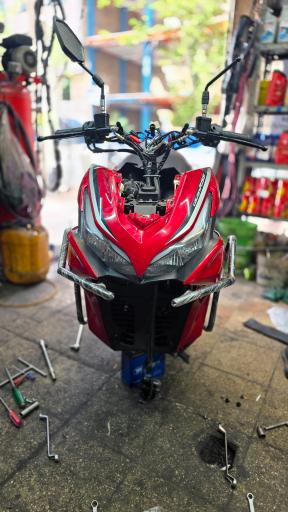 عکس موتور سازی تهران یدک