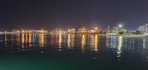 عکس اسکله بزرگ تفریحی کیش