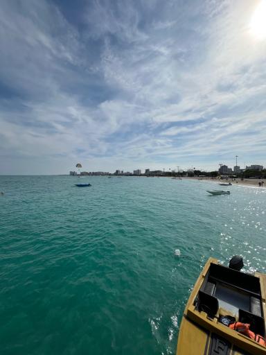 عکس اسکله بزرگ تفریحی کیش