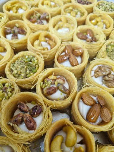 عکس باقلوا استانبولی نفیس