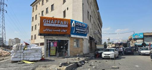 جهان چسب و رنگ زیرابانی