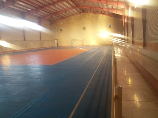 عکس مجموعه ورزشی قلاقیران 