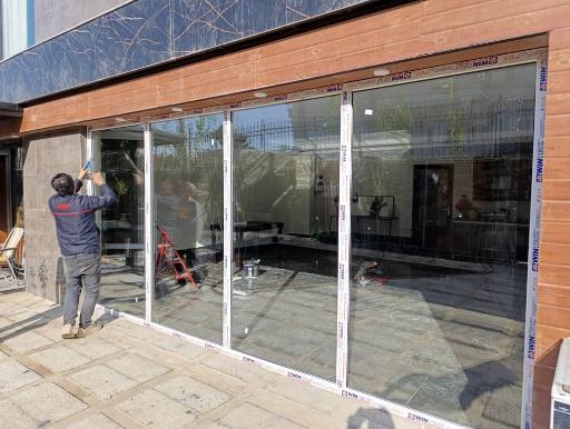 عکس پنجره دوجداره آقای وین تک