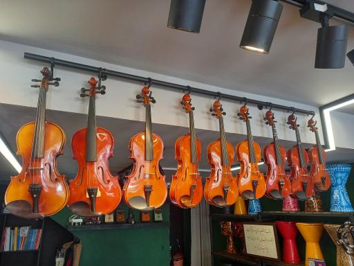 فروشگاه موسیقی باربد