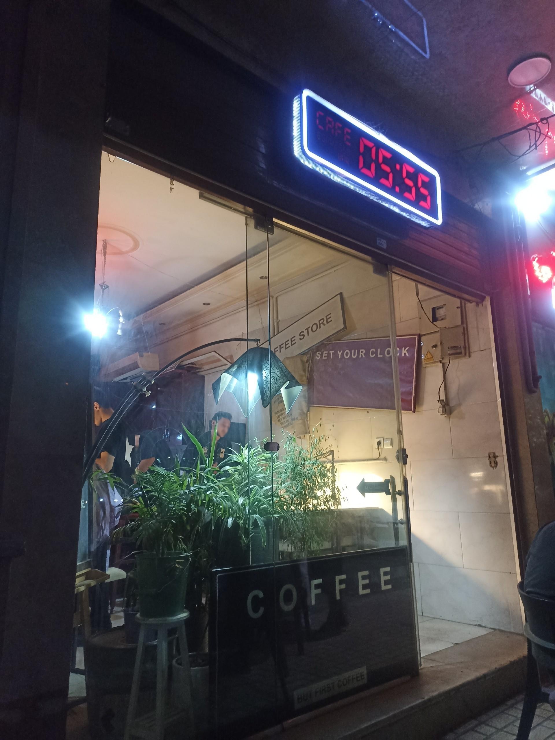 عکس کافه 05:55