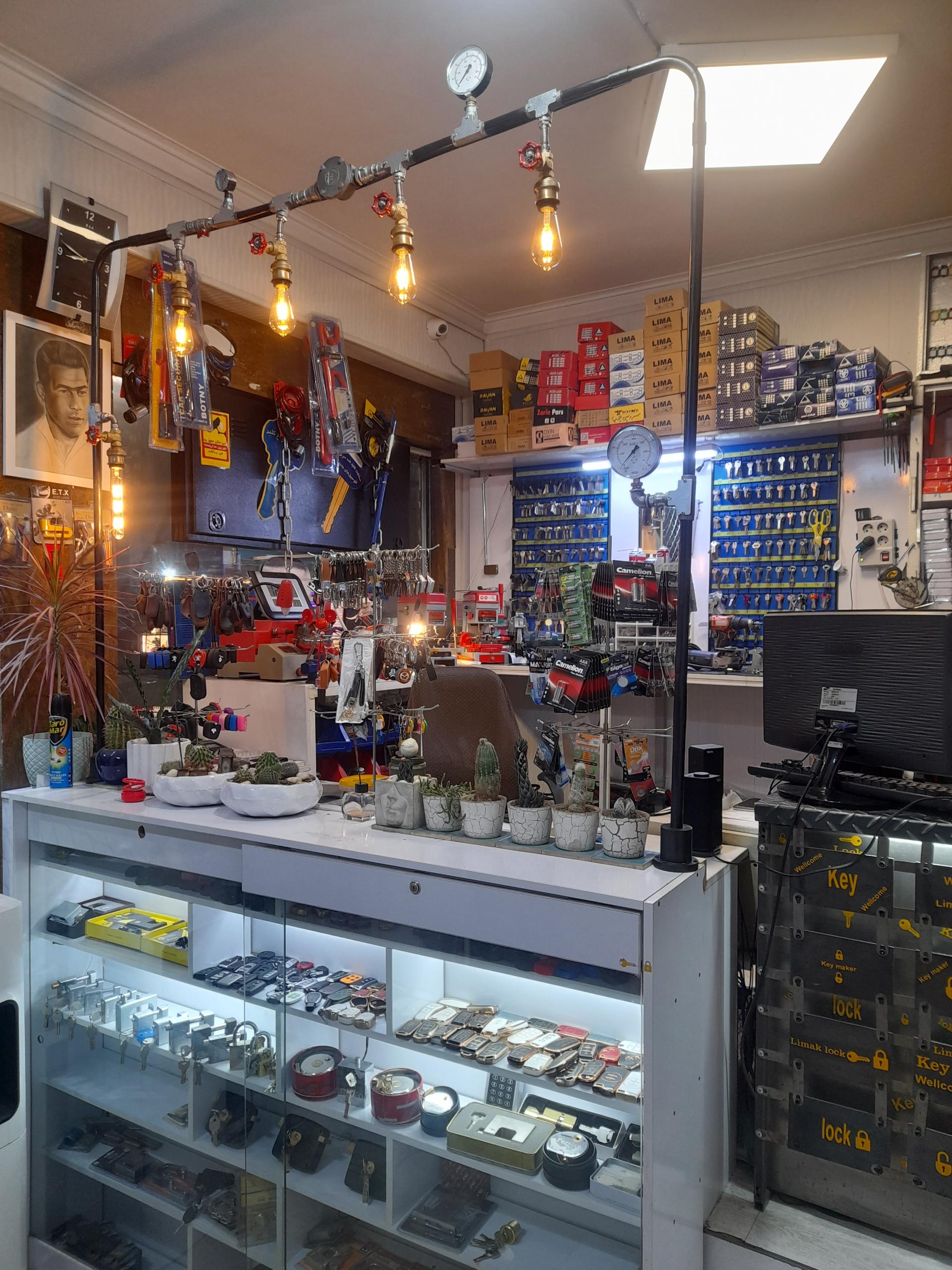 عکس کلید سازی مهدی چیتگر