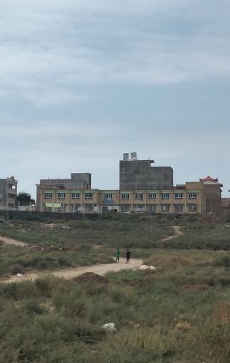 دبیرستان المهدی 