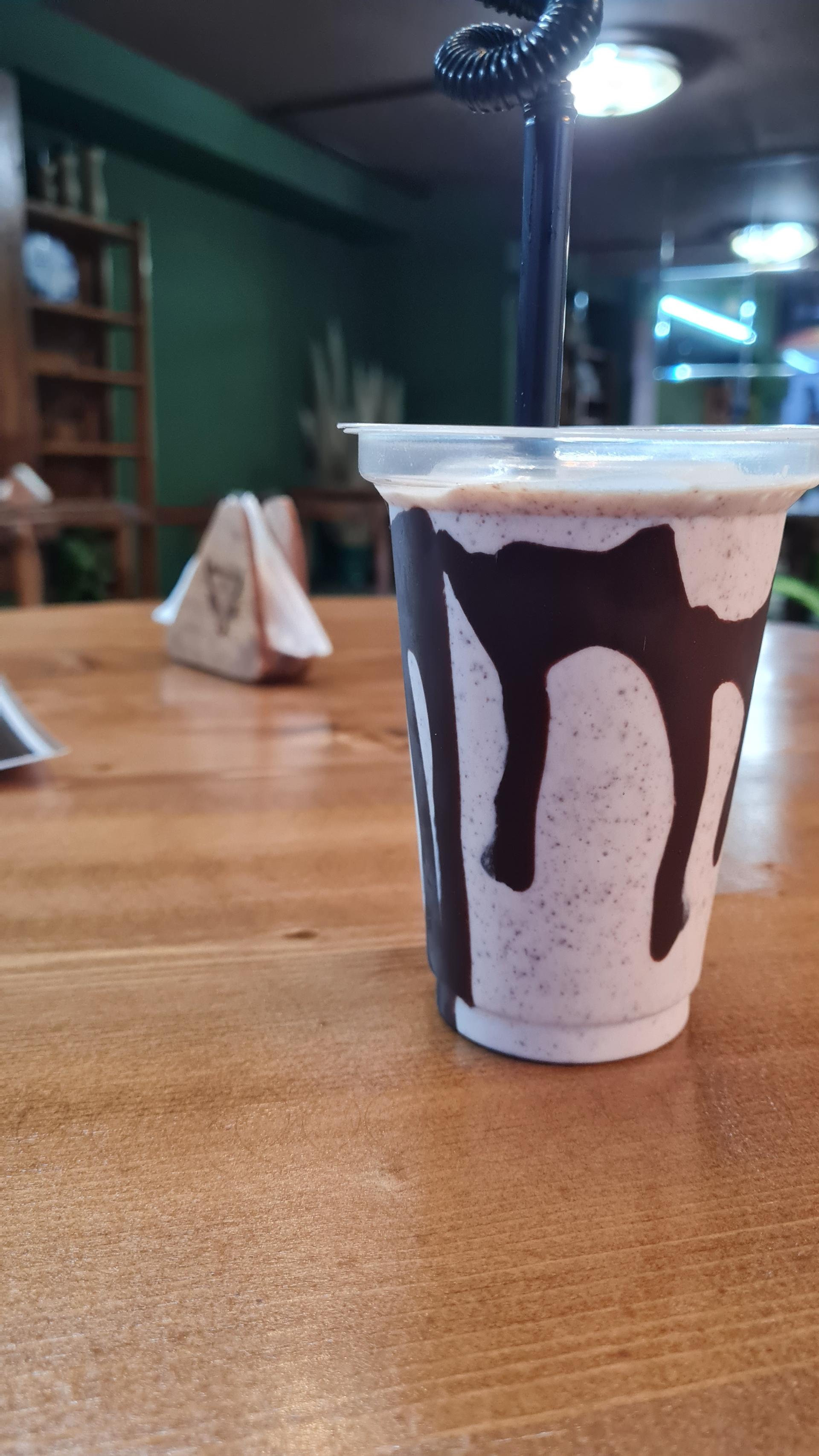 عکس کافه کیک باران